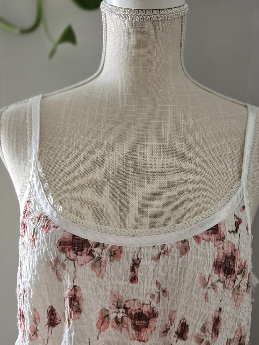 Adonna White Dress with Pink Floral Print and Lace Trim - Picture 3 of 9